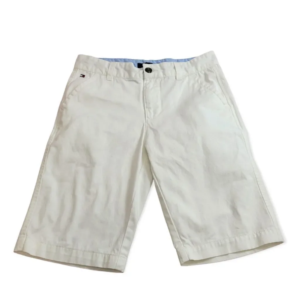 Tommy Hilfiger Bermuda shorts 16